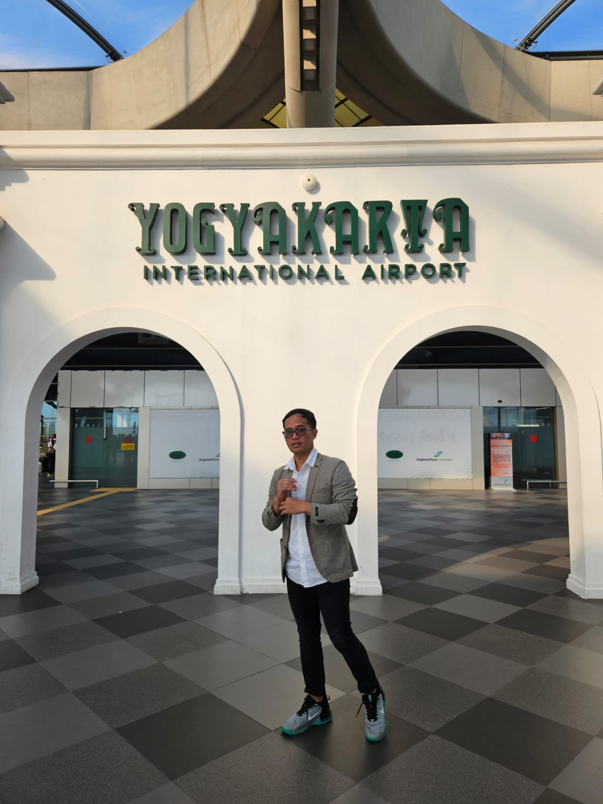 Edy Bayu Sudarmanto - Branch Manager Jakarta